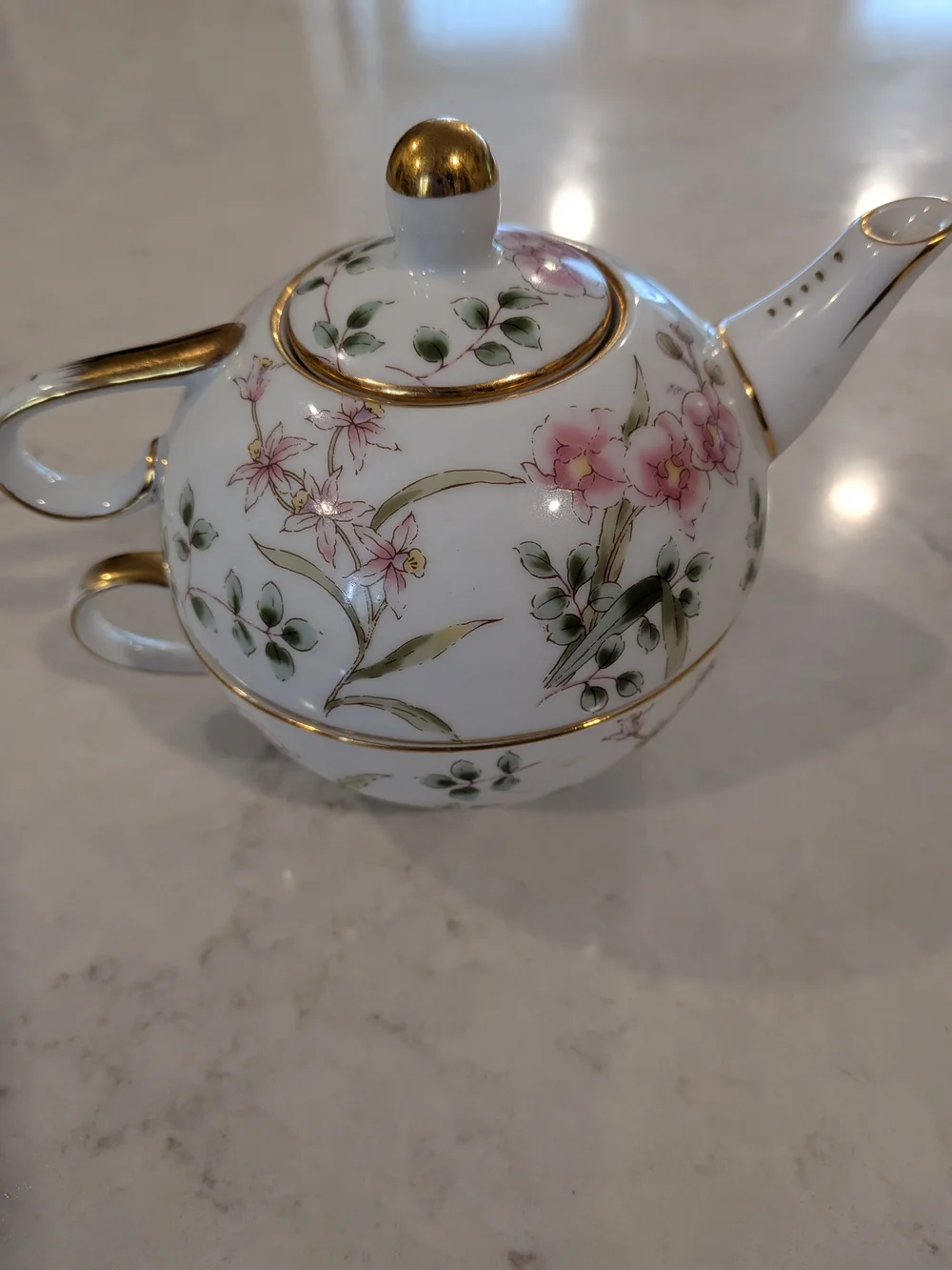 Nantucket Porcelain Floral Teapot & Teacup Tewith Pink and Purple Flowers